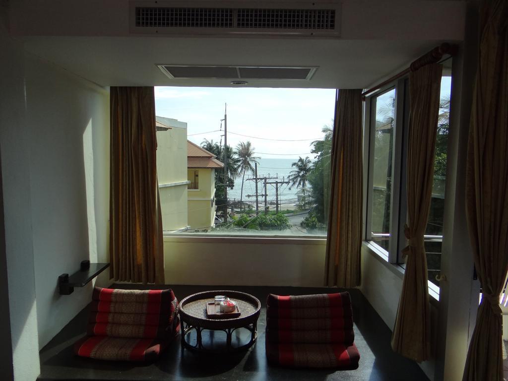 Porterhouse Beach Hotel Patong Rum bild