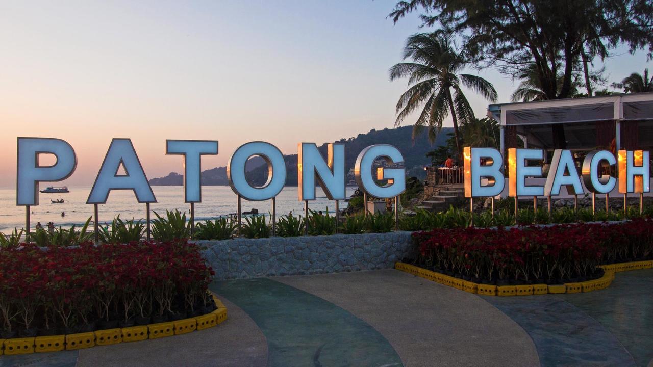 Porterhouse Beach Hotel Patong Exteriör bild